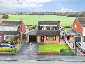 Photo 32- click for photo gallery